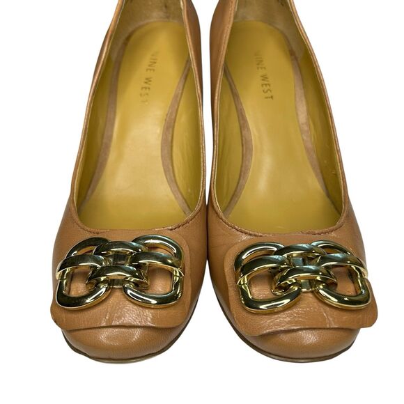 Nine West Stacked Wedge Heels Pumps Leather Camel Tan Gold Tone Hardware Size 6M - Picture 5 of 15